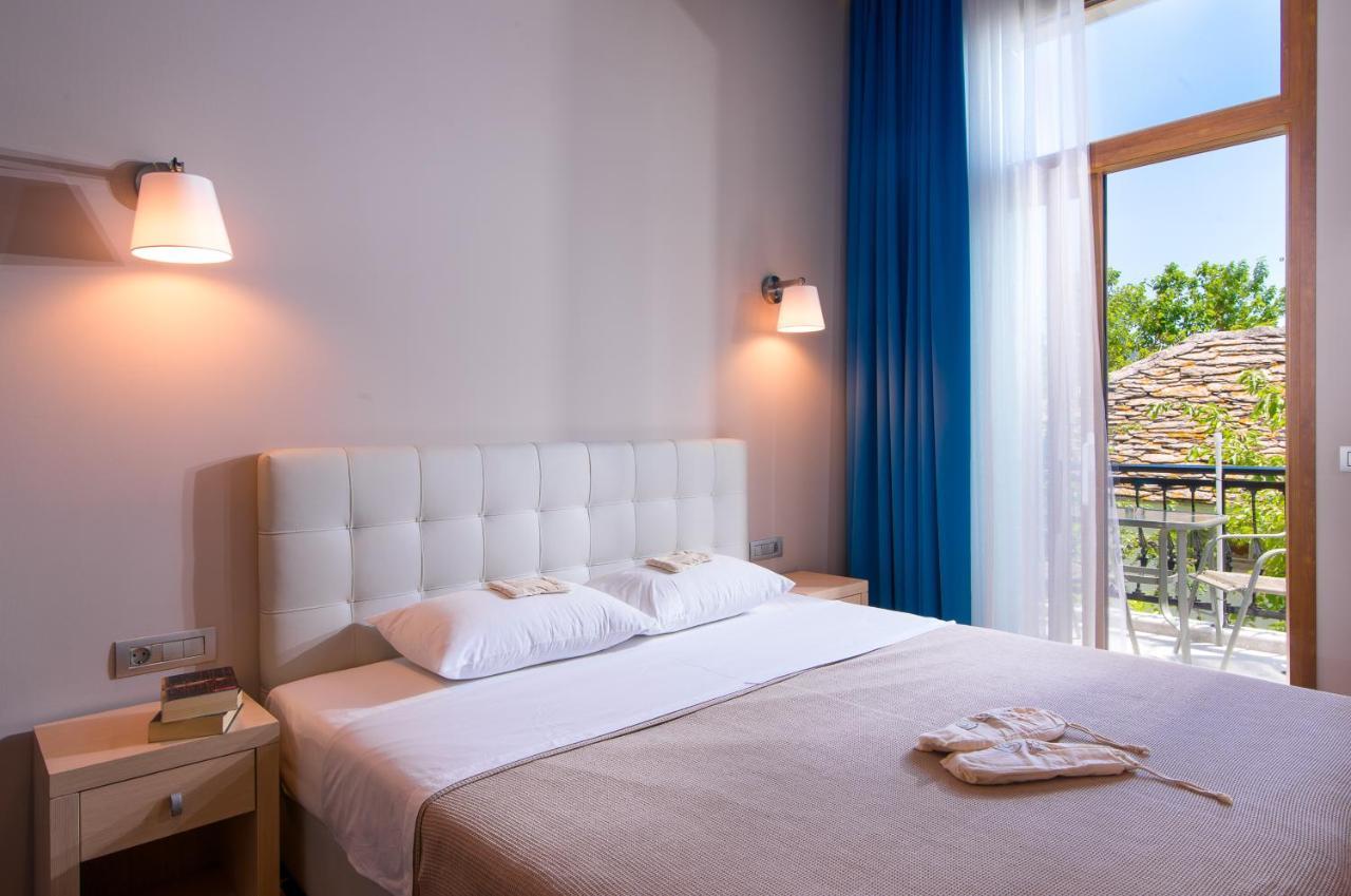 Aparthotel On The Rocks à Theologos  Extérieur photo