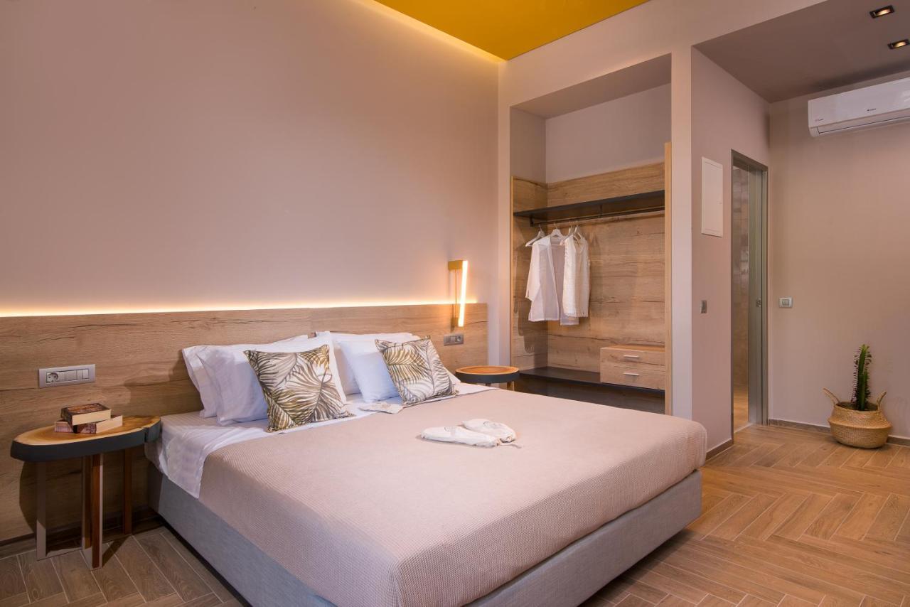 Aparthotel On The Rocks à Theologos  Extérieur photo