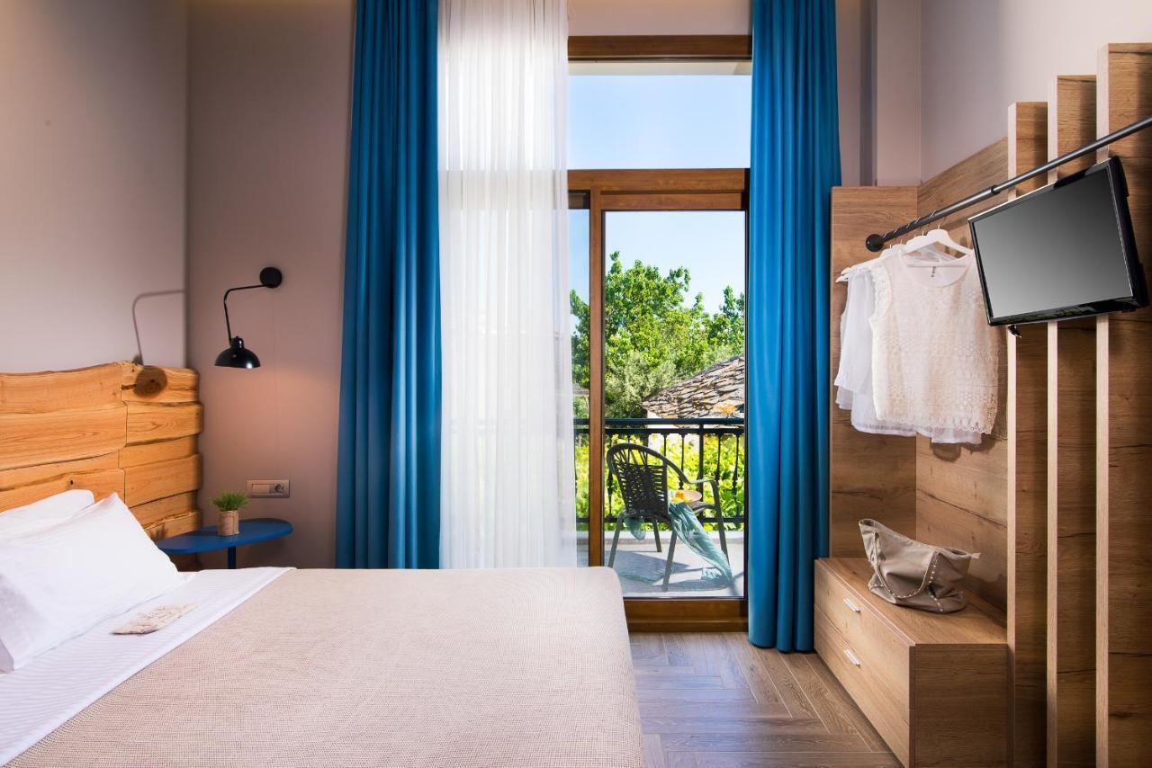 Aparthotel On The Rocks à Theologos  Extérieur photo