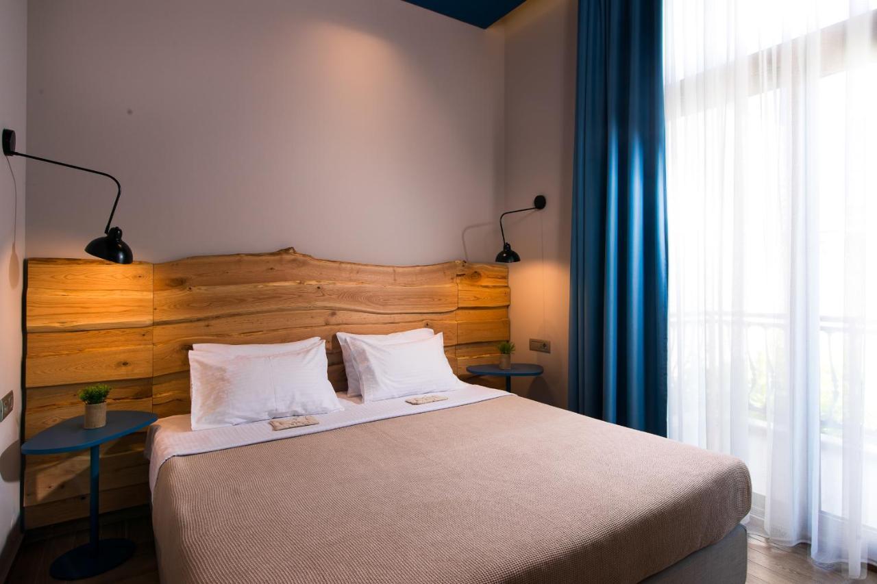 Aparthotel On The Rocks à Theologos  Extérieur photo